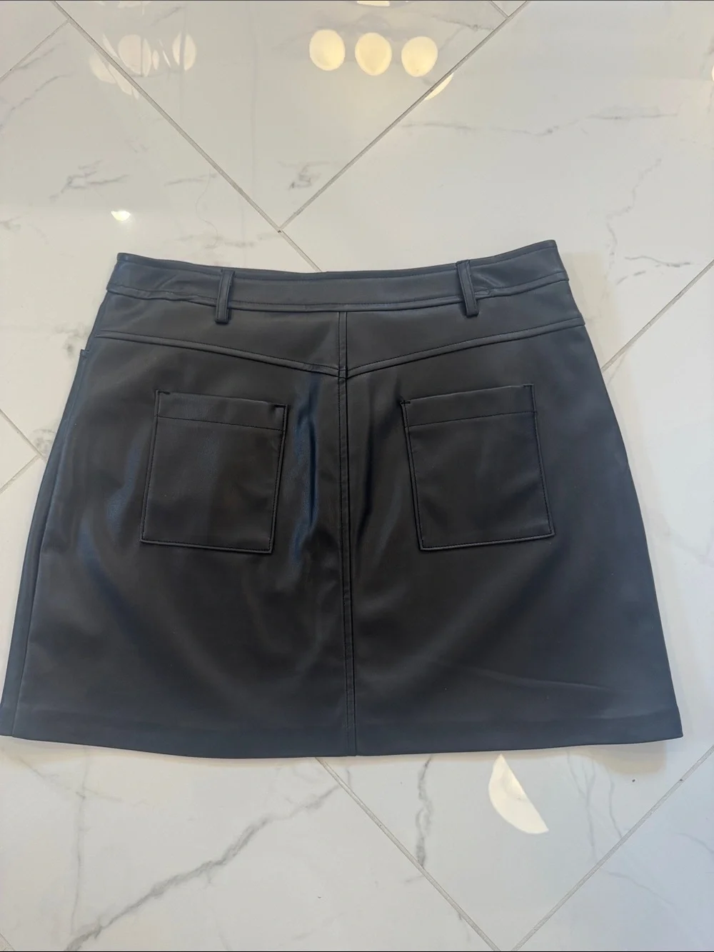 Topshop faux leather mini skirt, Sz 10 - Picture 2 of 4